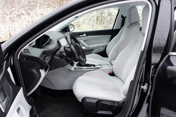 Peugeot 308 II Hatchback 5d 1.6 THP 125KM 2013 PEUGEOT 308 II 1.6 125KM | KEYLESS | Bluetooth | Ksenon | Książka Serwisowa, zdjęcie 15