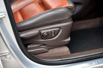 Opel Mokka I SUV 1.7 CDTI ECOTEC 130KM 2013 Opel Mokka 1.7 Cdti 130 KM 4x4 Full Opcja Cosmo, zdjęcie 11