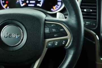 Jeep Grand Cherokee IV Terenowy Facelifting 2016 3.0 CRD 250KM 2017 Jeep Grand Cherokee 3.0 CRD, Salon Polska, zdjęcie 19
