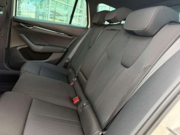 Skoda Octavia IV Kombi 2.0 TDI 150KM 2023 Skoda Octavia 2.0TDI 150KM Sportline VirtCockpit NiskiPrzebieg Keyless Kam, zdjęcie 12