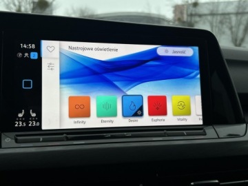 Volkswagen Golf VIII Variant 1.5 eTSI 150KM 2022 Volkswagen Golf APP!Tempomat ACC!Ambiente!Podgrzew, zdjęcie 30