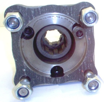 ADAPTER 3 ŚRUB POMPY DO 4 ŚRUB WOM