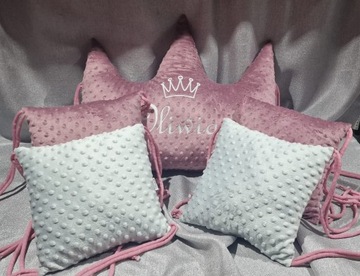 Бортик для кроватки KORONA с вышивкой имени ребенка + подушки