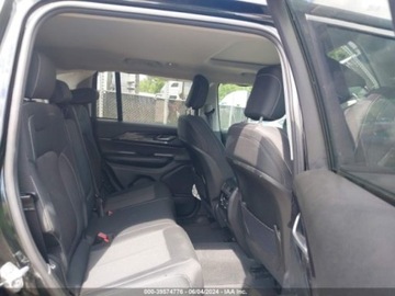 Jeep 2023 Jeep Grand Cherokee 2023r, L Laredo, 3.6L, 4x4 3.6 Benzyna 293KM, zdjęcie 11