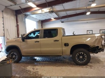 Chevrolet Silverado II 2023 Chevrolet Silverado 1500 Short Bed ZR2 2023 6.2 Benzyna 420KM, zdjęcie 2