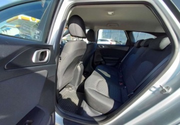 Kia Ceed III Kombi 1.6 CRDi 136KM 2021 Kia Ceed 1.6 Diesel 135KM, zdjęcie 18