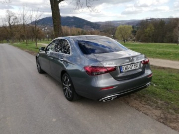 Mercedes Klasa E W214 Sedan Plug-In 2.0 300de 313KM 2023 Mercedes-Benz E 300e 4 Matic Hybryda Plug-in, zdjęcie 6