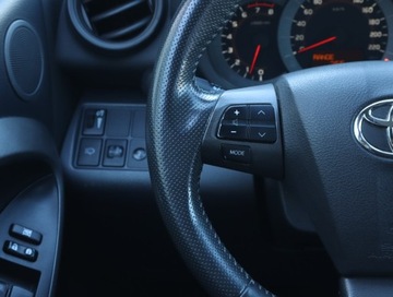 Toyota RAV4 III MPV Facelifting 2.0 Valvematic 158KM 2011 Toyota RAV 4 2.0 VVT-i, Salon Polska, 4X4, Skóra, zdjęcie 18