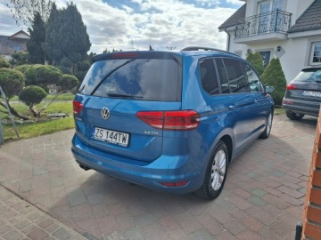 Volkswagen Touran III 2.0 TDI 150KM 2016 Volkswagen Touran Klimatronik Ksenon Nawigacja, zdjęcie 4