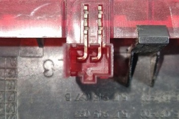 PŘÍDAVNÁ SVĚTLO STOP SKODA ROOMSTER (5J) 5J7945097 1.4L DIESEL 77KW 2007