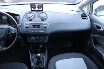 Seat Ibiza IV SportTourer Facelifting 1.6 TDI CR 105KM 2013 Seat Ibiza 1.6 TDI, Navi, Klima, Klimatronic, zdjęcie 7