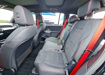 Mercedes GLB SUV AMG 35 2.0 306KM 2024 Mercedes-Benz AMG GLB 35 4MATIC, zdjęcie 10