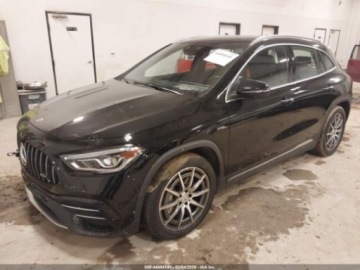 Mercedes GLA II 2022 Mercedes-Benz GLA Amg 35 4Matic 2022 2.0 Benzyna 302KM, zdjęcie 1