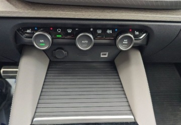 Citroen C5 III 2023 Citroen C5X C5 X 1.6 PHEV 225 Shine Pack EAT8 SalonPL FVat Bogata Wersja O, zdjęcie 23