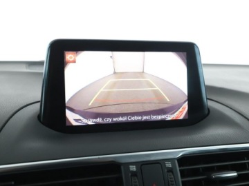 Mazda 3 III Hatchback Facelifting 2.0 SKYACTIV-G 120KM 2017 Mazda 3 klima auto navi grzane fotele kamera i, zdjęcie 25