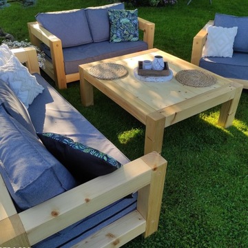 Садовый угловой диван из 3 подушек со спинкой на поддонах для сада на 7 человек