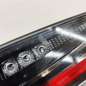 LEXUS GS 250 350 300H 450H 2016 LEVÝ STRANA SVĚTLA ZADNÍ KRYT KUFRU