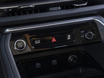 Audi Q5 II SUV Facelifting 2.0 40 TDI 204KM 2025 AUDI Q5 TDI quattro S line Suv 2.0 204KM 2025, zdjęcie 12