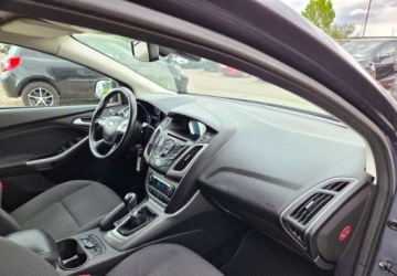 Ford Focus III Kombi Facelifting 1.6 TDCi 115KM 2014 Ford Focus 1,6 Diesel 116 km 1.6 Diesel 116KM, zdjęcie 18