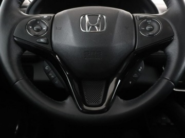 Honda HR-V II SUV 1.5 i-VTEC 130KM 2015 Honda HR-V Executive navi PDC grzane fotele, zdjęcie 19
