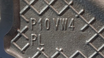 VW GOLF VII 1.4TSI ГОЛОВКА ДВИГАТЕЛЯ 04E103404AE