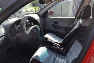 Fiat Albea II 1.4 i 8V 77KM 2006 Fiat Albea Bemowo 1.4 Benzyna, 2006 rok produkcji KOMIS TYSIAK, zdjęcie 9