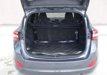 Hyundai i30 II Wagon Facelifting 1.6 CRDi 110KM 2016 Hyundai i30 1.6 CRDi 110KM/Podgrz.fotele/ Tylne, zdjęcie 31