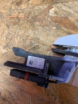BMW F15 F16 KLIKA DVEŘE PRAVÁ KEYLESS 7422120