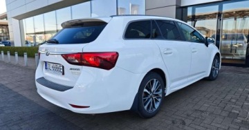 Toyota Avensis III Wagon Facelifting 2015 2.0 D-4D 143KM 2016 Toyota Avensis 2.0 Diesel 143KM, zdjęcie 10