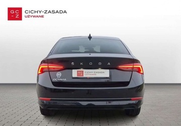 Skoda Octavia III Liftback Facelifting 1.5 TSI ACT 150KM 2020 Skoda Octavia SalonPL 1.5TSI 150KM Style Skora Kamera Czujniki KessyFull V, zdjęcie 3