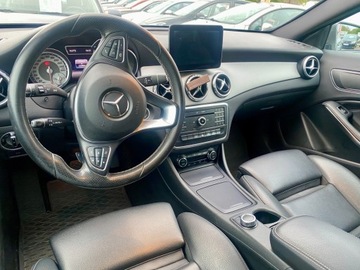 Mercedes GLA I Off-roader 1.5 180 CDI 109KM 2016 Mercedes-Benz GLA 1.5 Diesel 110KM, zdjęcie 4