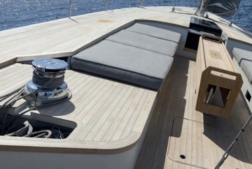 Лебедка для яхты Antal W6 94 мм черная