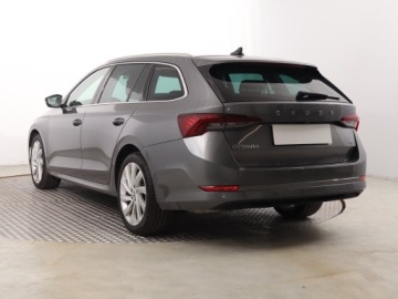 Skoda Octavia IV Kombi 2.0 TDI SCR 200KM 2022 Skoda Octavia 2.0 TDI, Salon Polska, zdjęcie 3