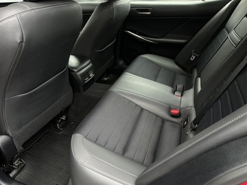 Lexus IS III Sedan Facelifting 200t 245KM 2018 Lexus IS300 Lexus IS 300 2.0 Turbo 245 KM | Execut, zdjęcie 10