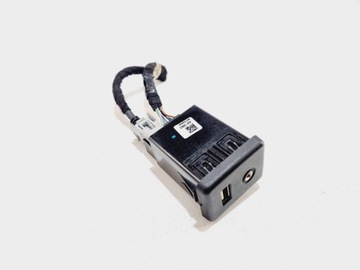Gniazdo AUX/USB Opel Astra K 2016 22875063