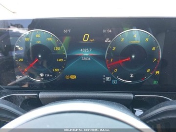 Mercedes GLA II 2022 Mercedes-Benz GLA 2022r., GLA 250, od ubezpieczalni 2.0 Benzyna 221KM, zdjęcie 8