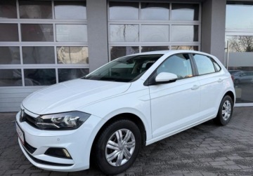 Volkswagen Polo VI Hatchback 5d 1.0 TSI 95KM 2018 Volkswagen Polo salon Polska. Serwis ASO. Czujniki Benzyna 95KM, zdjęcie 25