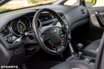 Kia Ceed II Kombi Facelifting 1.6 CRDi 136KM 2017 Kia Ceed Kia Ceed 1.6 CRDi 136 ISG Platinum Edition 1.6 Diesel 136KM, zdjęcie 26