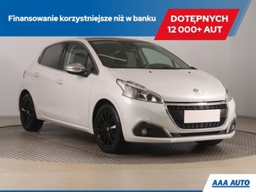 Peugeot 208 1.2 PureTech, Salon Polska