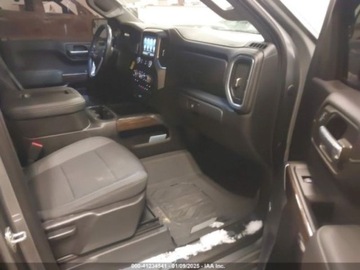  GMC Sierra 2021r., 1500 Elevation, od ubezpieczalni 2.7 Benzyna 310KM, zdjęcie 8
