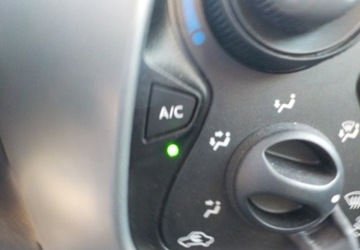 Toyota Aygo II Hatchback 3d Facelifting 1.0 VVT-i 72KM 2020 Toyota Aygo Okazja Benzyna 72KM, zdjęcie 24