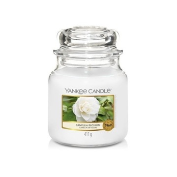 Camellia Blossom Yankee Candle - średnia świeca