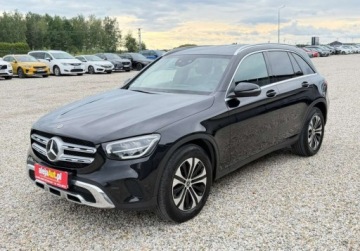 Mercedes GLC C253 SUV Facelifting 2.0 200d 163KM 2019 Mercedes-Benz GLC 4x4 GLC 200D 163 KM 2019r 151.000 km Warszawa 2.0, zdjęcie 2