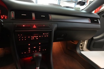 Audi A6 C5 Sedan 2.4 V6 165KM 1998 Audi A6 C5 2.4 V6 (165 KM) Automatic - świetnie utrzymane, zdjęcie 5