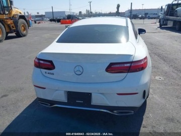Mercedes Klasa E W213 2019 Mercedes-Benz Klasa E 2019 MERCEDES-BENZ E 450 3.0 Benzyna 362KM, zdjęcie 9