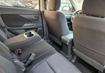 Mitsubishi Outlander III SUV Facelifting 2015 2.0 MIVEC 150KM 2016 Mitsubishi Outlander LIFT 2.0 150KM Kamera 1-Wlasciciel Ks.Serwisowa 2.0, zdjęcie 11