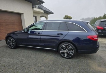 Mercedes Klasa C W205 Kombi Facelifting HYBRYDA 2.0 300 e 320KM 2020 Mercedes-Benz Klasa C Mercedes-Benz Klasa C 2.0 Hybryda Plug-in 320KM, zdjęcie 6