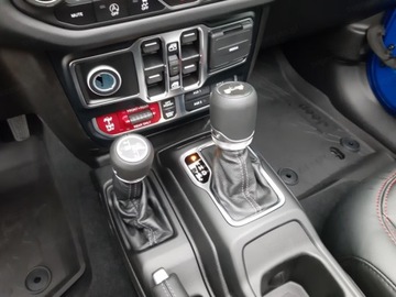 Jeep Wrangler IV 80th Anniversary 2d  Seria 6 2.0 GME Turbo 272KM 2025 JEEP Wrangler Rubicon GME 2.0 Turbo AT 4WD Suv 272KM 2025, zdjęcie 10