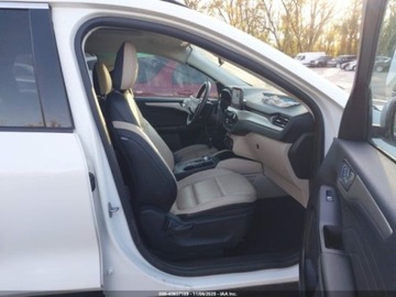 Ford Escape III 2022 Ford Escape FORD ESCAPE SEL 1.5 Benzyna 181KM, zdjęcie 8