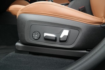 BMW X4 G02 SUV Facelifting 2.0 20I 184KM 2023 BMW X4 BMW X4 xDrive20i M Sport Adaptive LED Fotel, zdjęcie 15